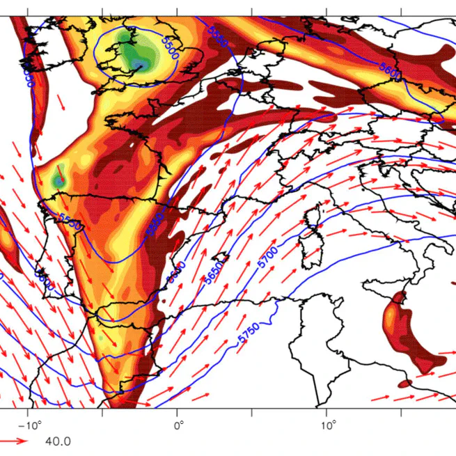 Characterization of the air–sea exchange mechanisms during a Mediterranean heavy precipitation event using realistic sea state modelling